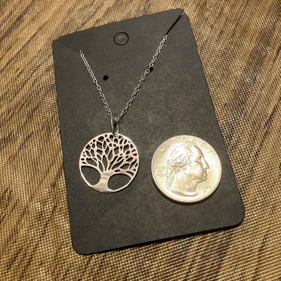 🍀925 STERLING SILVER TREE OF LIFE NECKLACE WITH 18" CHAIN☘️ - Picture 3 of 8
